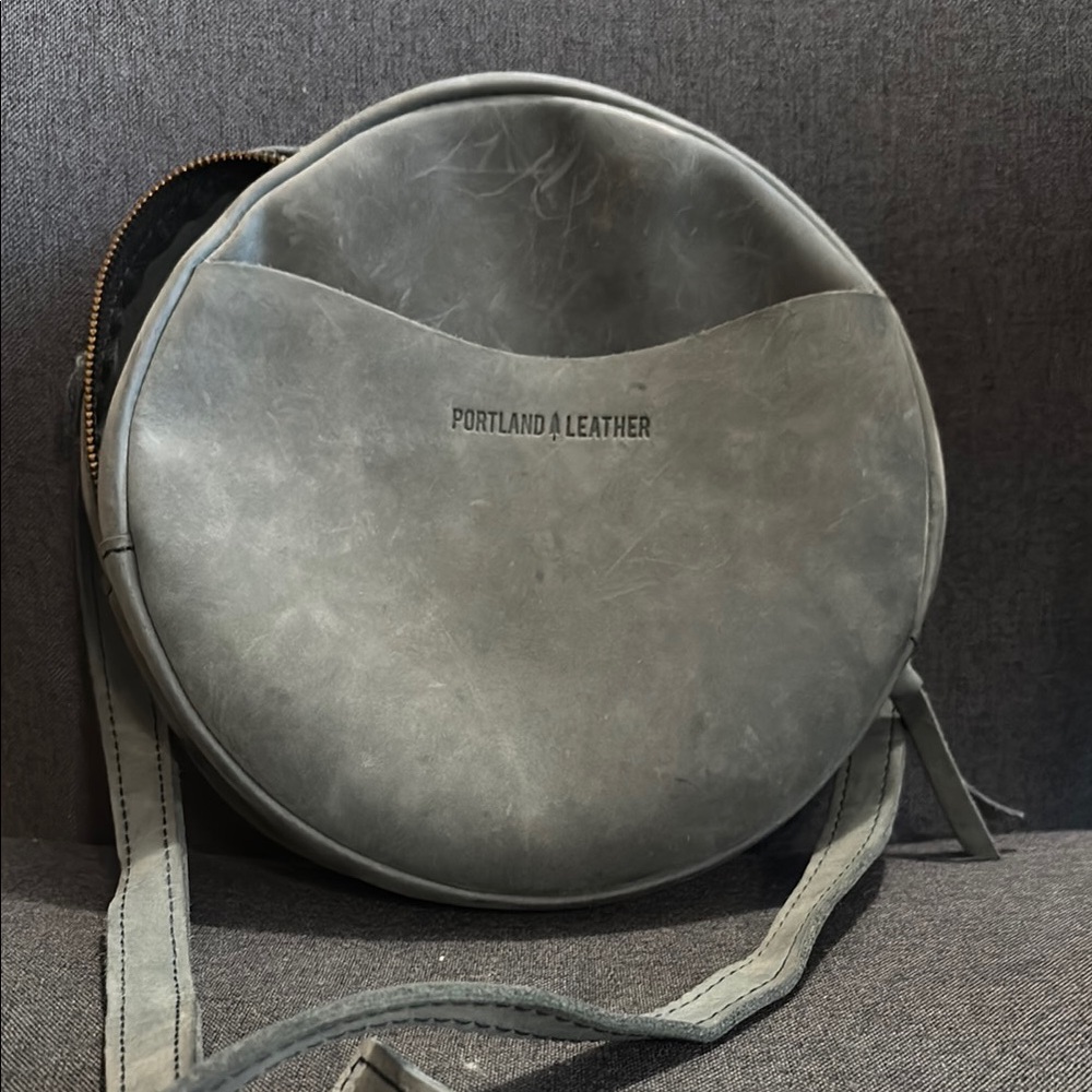 Portland Leather Gray Crossbody Bag